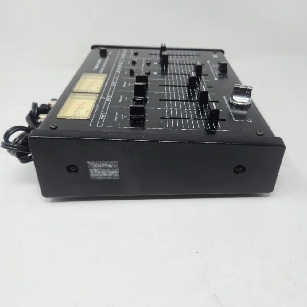 Vintage Realistic 32-1200B Stereo Mixing Console DJ Audio Mixer VU Tested Works